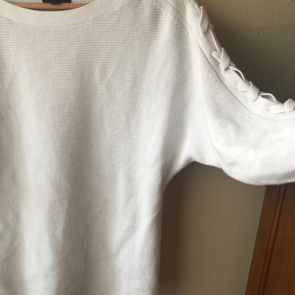 SALE Lord & Taylor Lace Up Sleeve Sweater - Picture 4 of 6